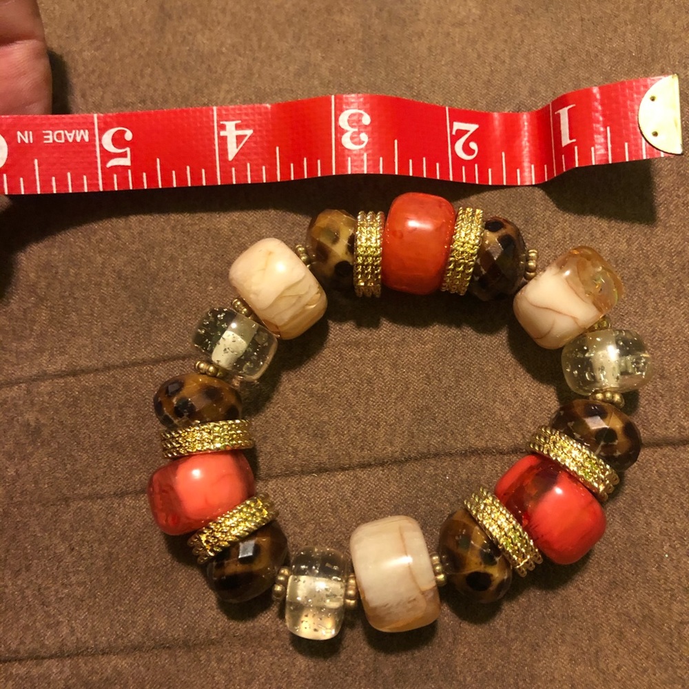 Pretty Beaded bracelet - Picture 4 of 6